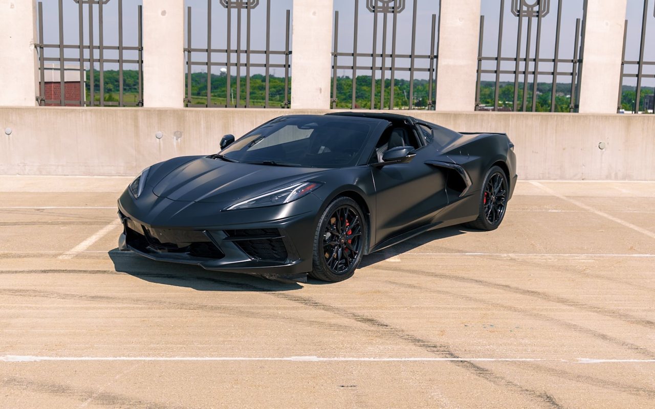 Corvette C8 (Black) rental in Chicago, photo of the actual car