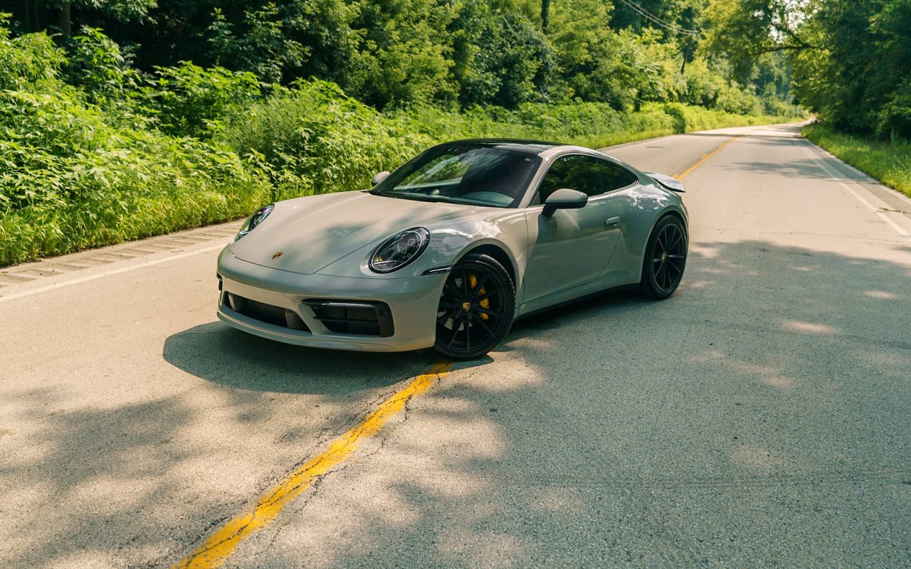 Porsche 911 rental in Chicago, photo of the actual car