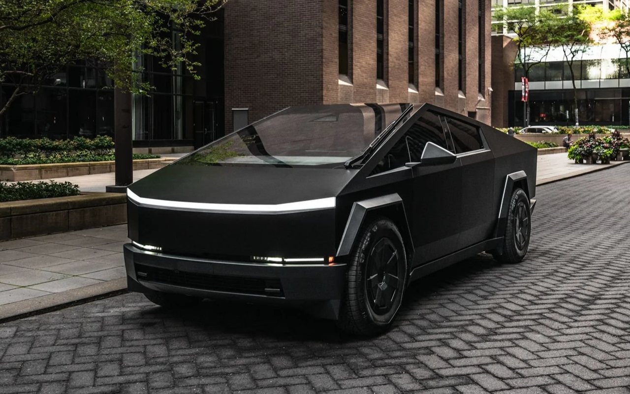 Tesla Cybertruck rental in Chicago, photo of the actual car