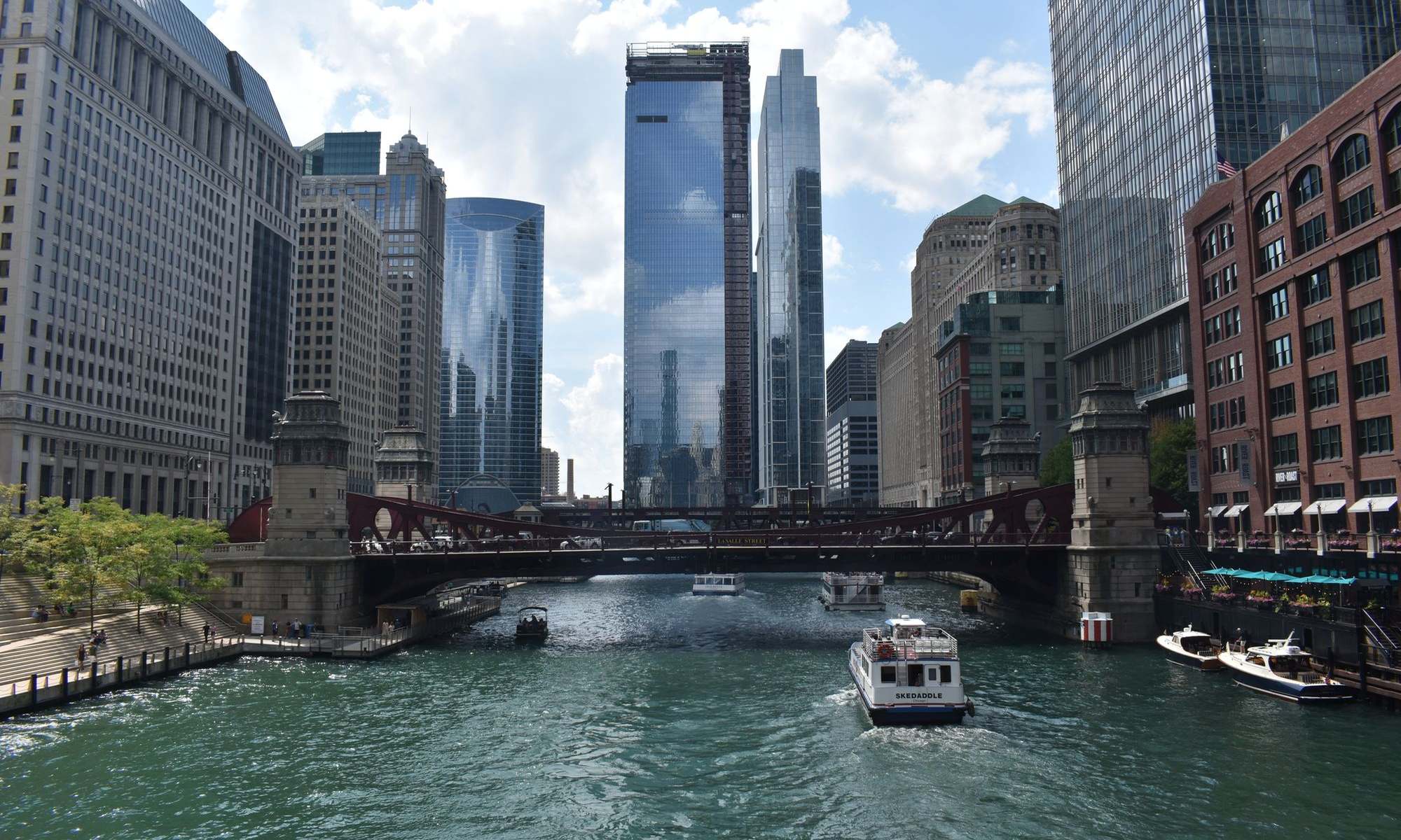Chicago, seen from the lake and the river